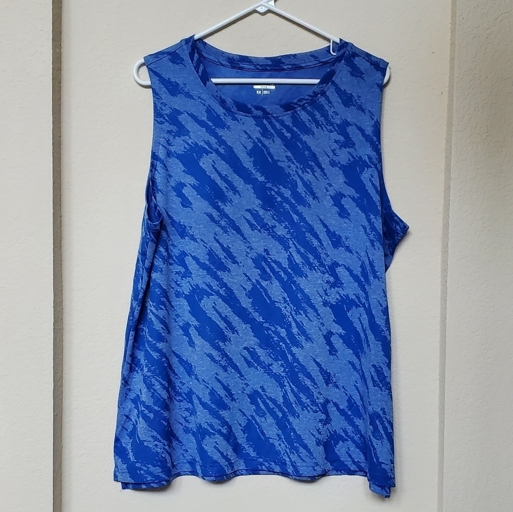 BCG 2X Diagonal Blue Pattern Athletic Top Plus